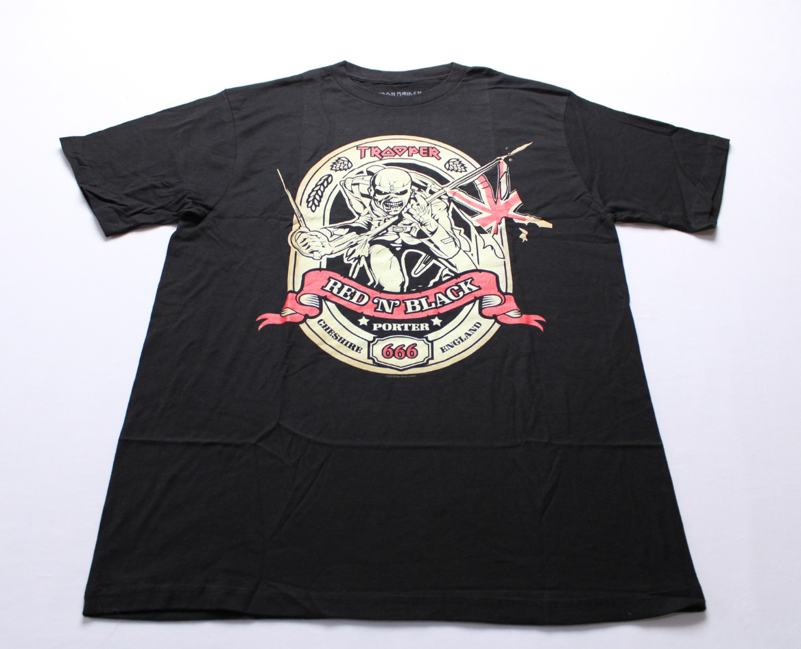 Iron Maiden Unisex Adults Short Sleeve Trooper Red N Black Tee WR4 Black Large